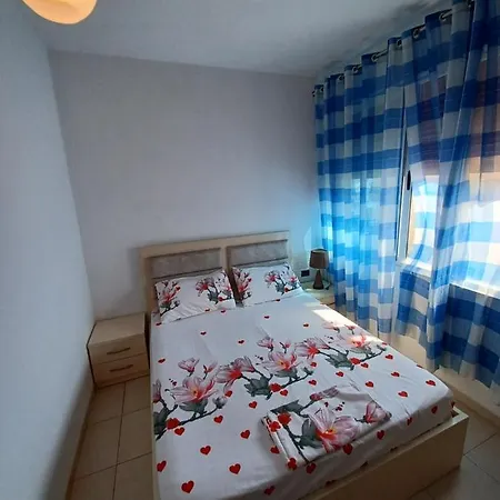 Apartment Apartament Golem, Durres